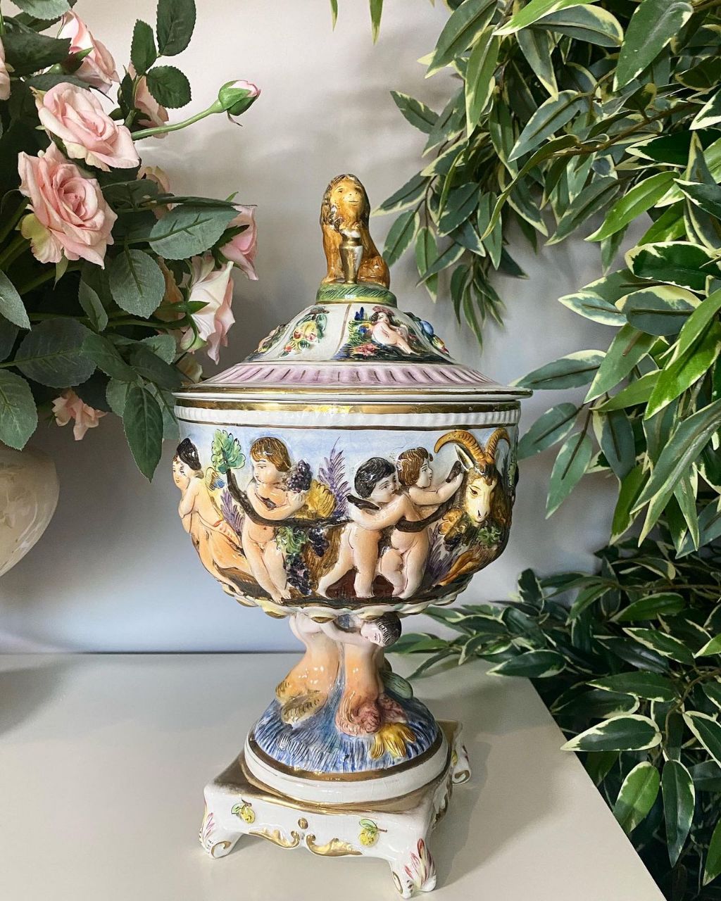 Конфетница Capodimonte