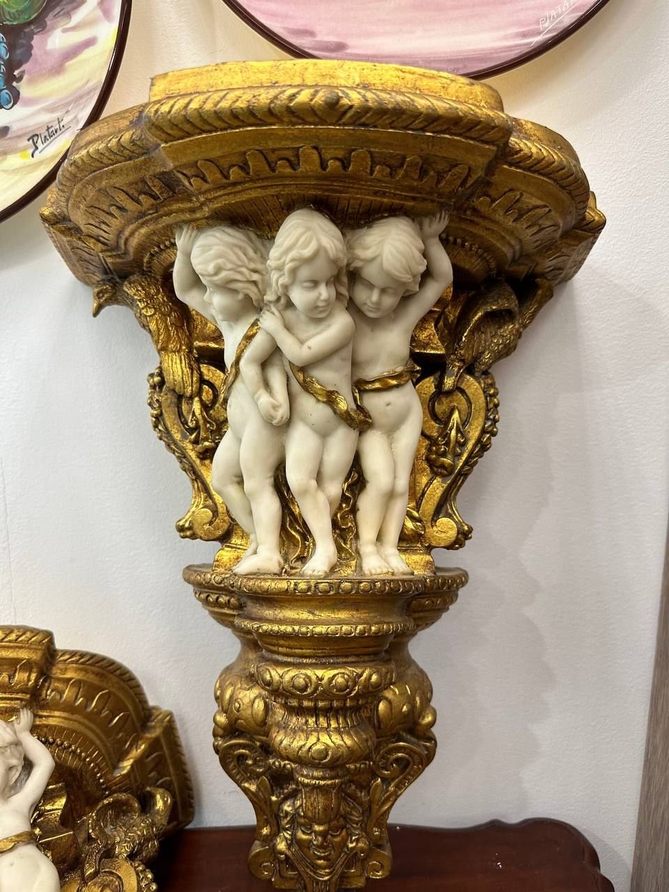 Шикарная консоль