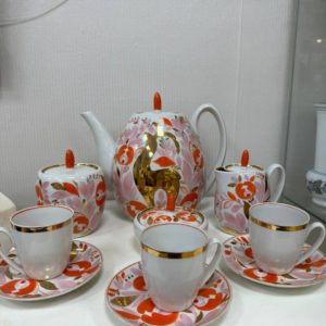 Часть чайного сервиза Городница