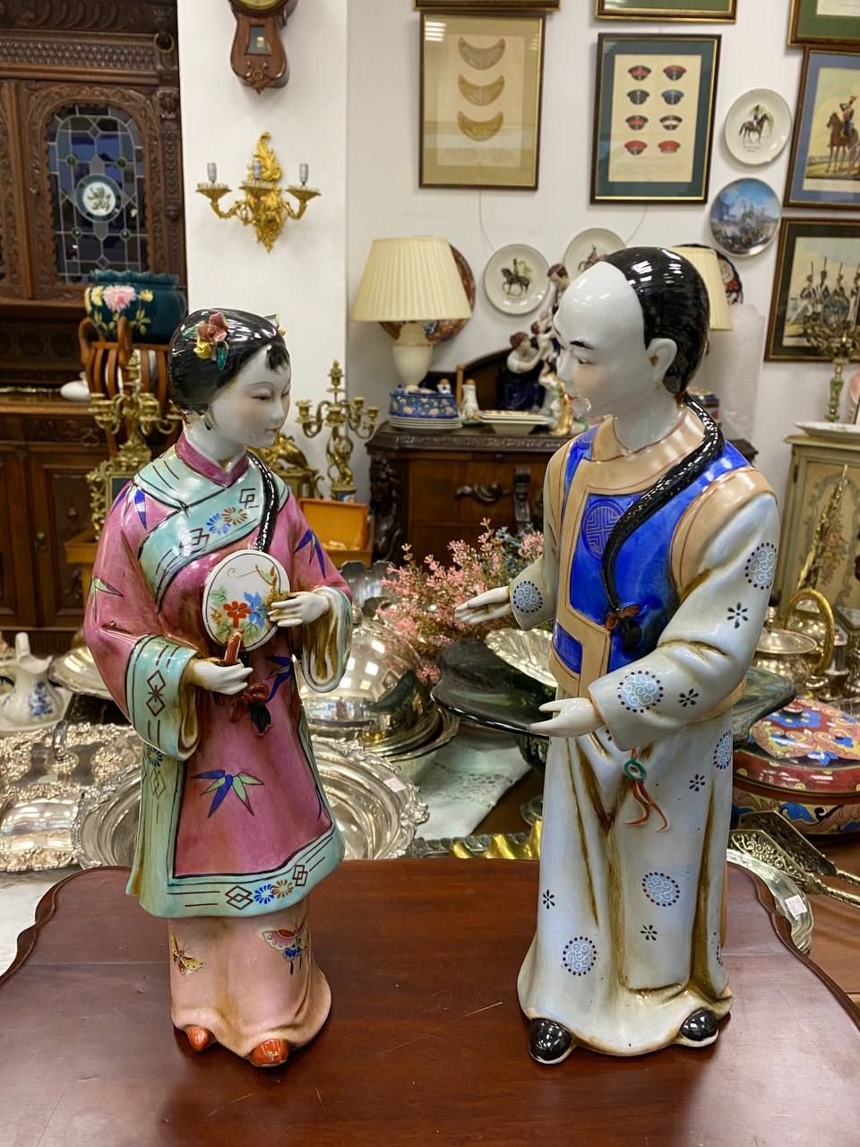 Парные статуэтки