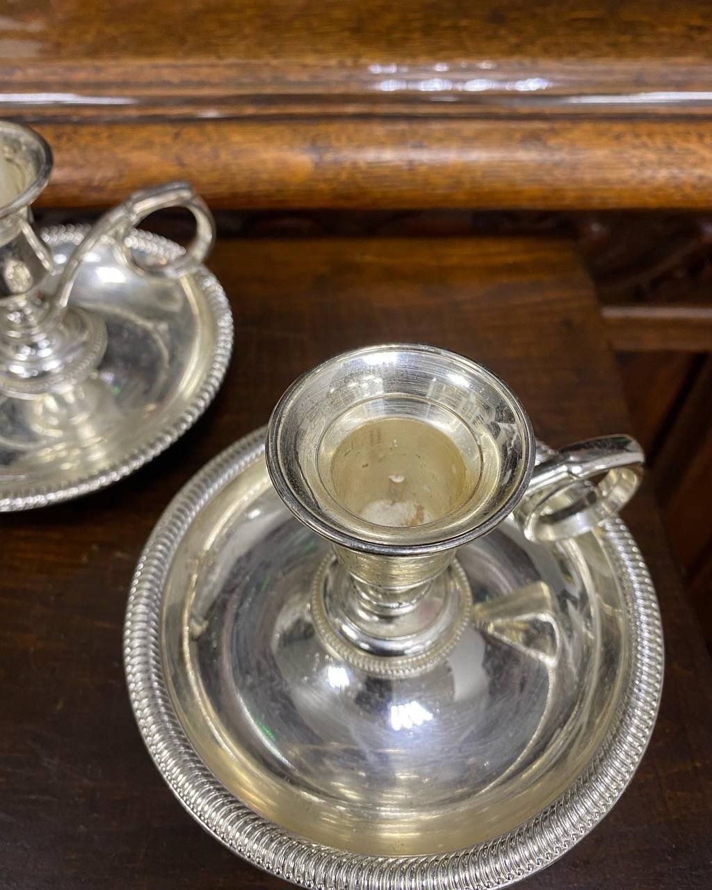 Парные подсвечники с лаконичным дизайном — изображение 4