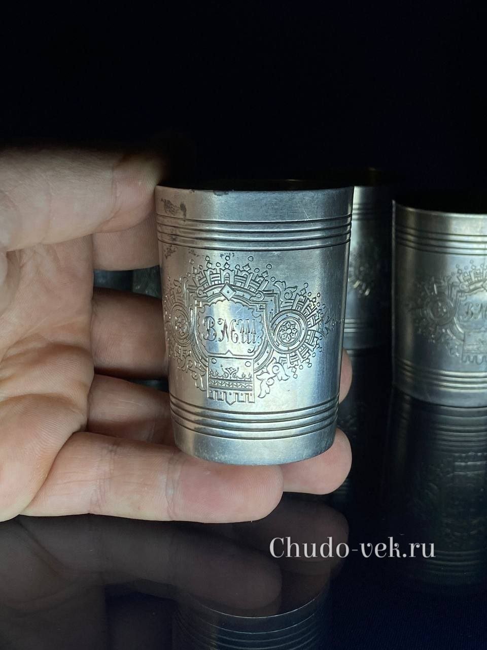 Редкий набор из 6 серебряных стопок в русском стиле — изображение 4